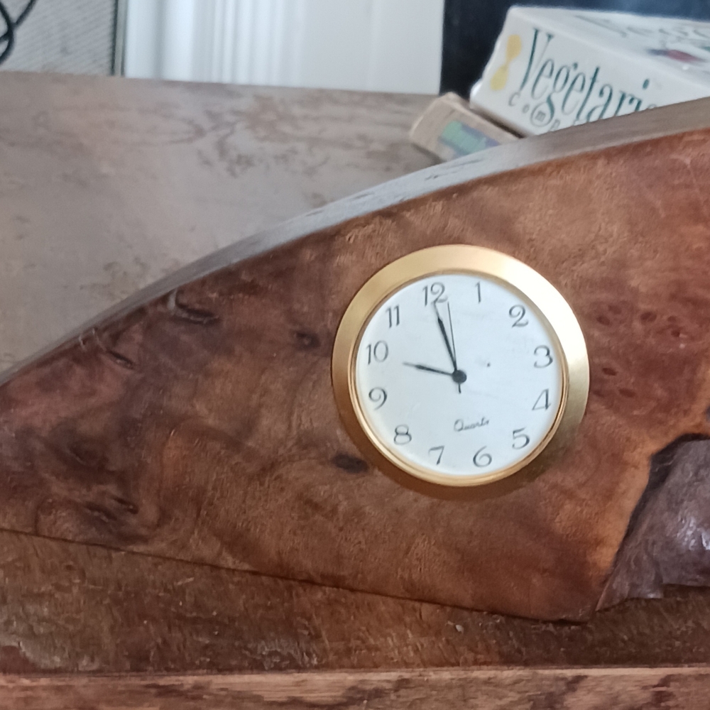 Redwood burl clock, quartz, primex, battery powered